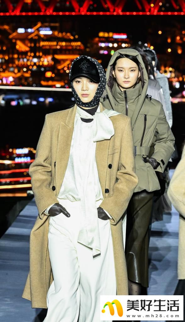 XUEGE 2025冬季時(shí)裝大秀(圖12) XUEGE 2025冬季時(shí)裝大秀(圖12)